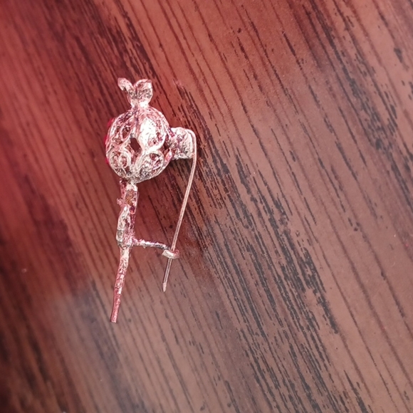 Rose Vintage Costume Pin, silver-tone filigree with red rhinestones - Picture 2 of 4